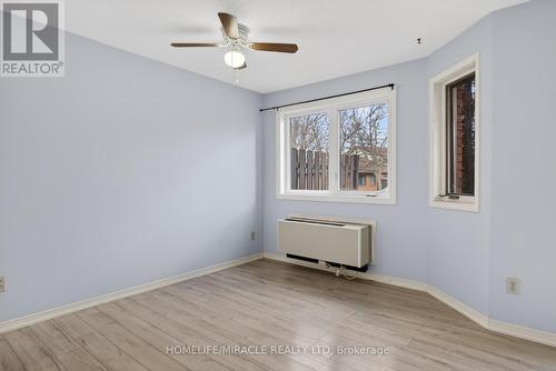 32 - 36 Champlain Crescent, Peterborough, ON - Indoor Photo Showing Other Room
