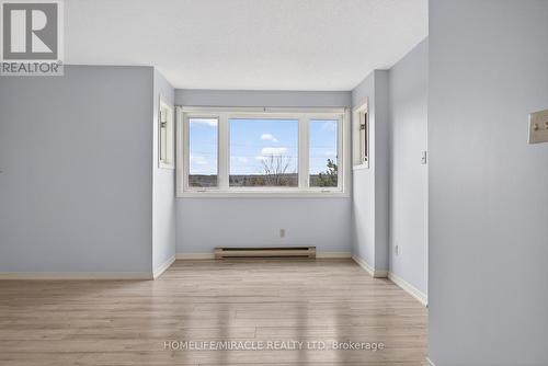 32 - 36 Champlain Crescent, Peterborough, ON - Indoor Photo Showing Other Room