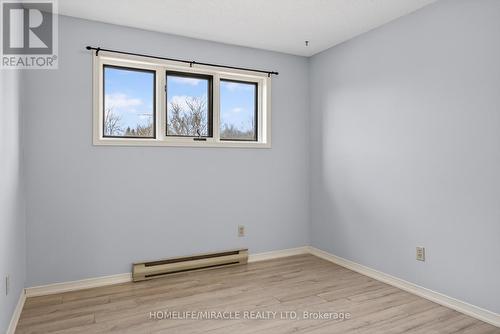 32 - 36 Champlain Crescent, Peterborough, ON - Indoor Photo Showing Other Room