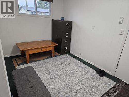 301 5Th Street Nw, Nakusp, BC - Indoor Photo Showing Other Room