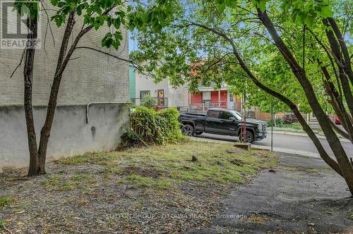 133 Eccles Street, Ottawa, ON 