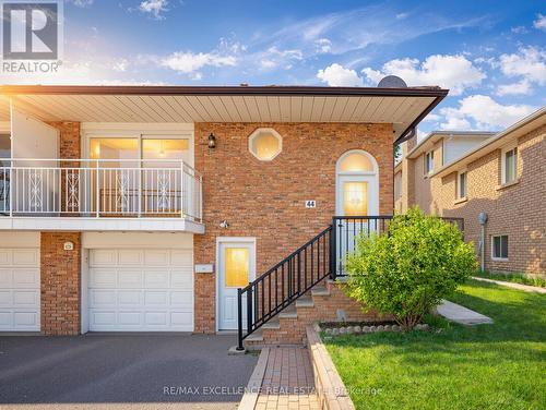 44 FALLWAY ROAD  Brampton, ON L6V 3H2
