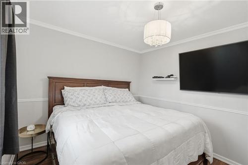 80 Luscombe Street, Hamilton, ON - Indoor Photo Showing Bedroom