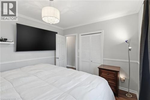80 Luscombe Street, Hamilton, ON - Indoor Photo Showing Bedroom
