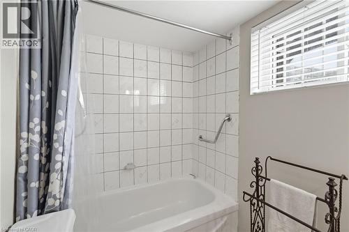 80 Luscombe Street, Hamilton, ON - Indoor Photo Showing Bathroom
