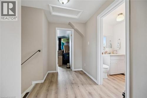 18 Close Avenue, Cambridge, ON - Indoor