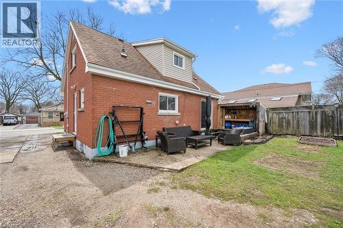18 Close Avenue, Cambridge, ON - Outdoor