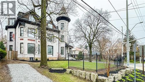 Aberdeen view with driveway for 2 car tandem - 347 Queen Street S, Hamilton, ON - Outdoor