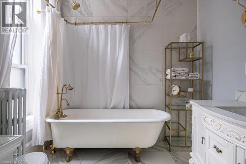 4 piece ensuite - 347 Queen Street S, Hamilton, ON - Indoor Photo Showing Bathroom