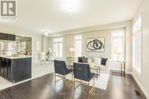 2 Titan Trail, Markham, ON - Indoor Photo Showing Other Room