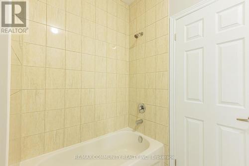 2 Titan Trail, Markham, ON - Indoor Photo Showing Bathroom