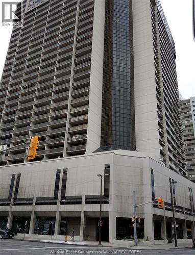 150 PARK Unit# 3005  Windsor, ON N9A 7A2