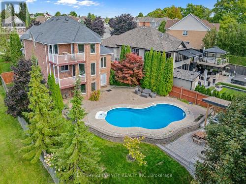 973 Mountview Court, Oshawa (Pinecrest), ON - Outdoor With In Ground Pool With Deck Patio Veranda