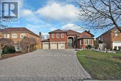 7 ELDERWOOD DRIVE  Richmond Hill, ON L4B 2X3
