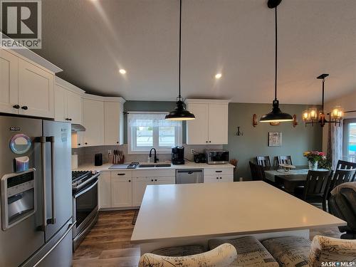 214 1St Avenue W, Maidstone, SK - Indoor Photo Showing Kitchen