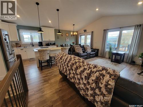214 1St Avenue W, Maidstone, SK - Indoor Photo Showing Living Room