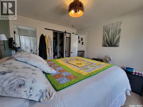 214 1St Avenue W, Maidstone, SK - Indoor Photo Showing Bedroom