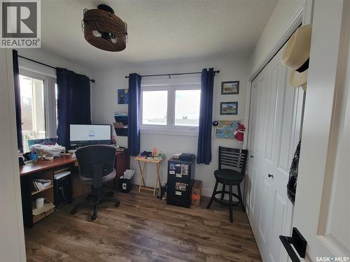 214 1St Avenue W, Maidstone, SK - Indoor Photo Showing Office