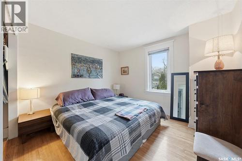 428 6Th Street E, Saskatoon, SK - Indoor Photo Showing Bedroom