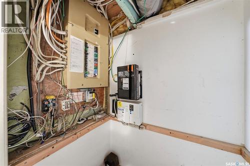 428 6Th Street E, Saskatoon, SK - Indoor Photo Showing Basement