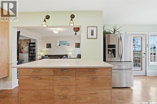 428 6Th Street E, Saskatoon, SK - Indoor Photo Showing Kitchen