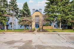 1033 - 95 TRAILWOOD DRIVE  Mississauga, ON L4Z 3L2