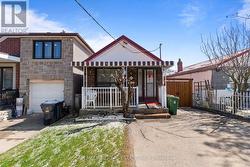 87 DYNEVOR ROAD Toronto, ON M6E 3X3