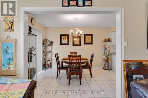 552 Wildgrass Road, Mississauga, ON - Indoor Photo Showing Dining Room