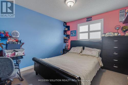 552 Wildgrass Road, Mississauga, ON - Indoor Photo Showing Bedroom