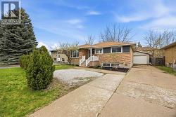 942 EXMOUTH STREET Sarnia, ON N7S 1V9