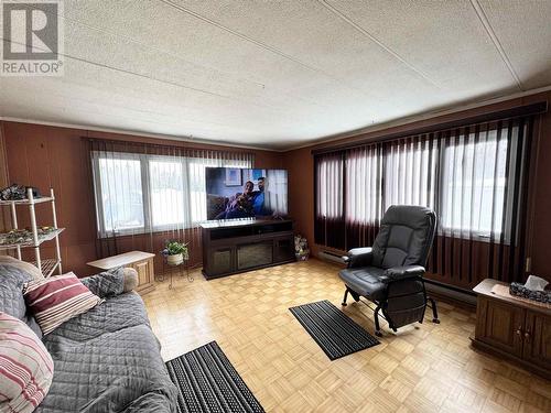5 Fontaine Dr, Chapleau, ON - Indoor Photo Showing Living Room