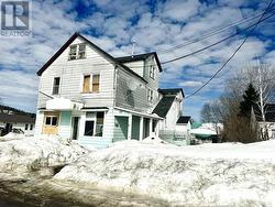 25 Churchill AVE Wawa, ON P0S 1K0