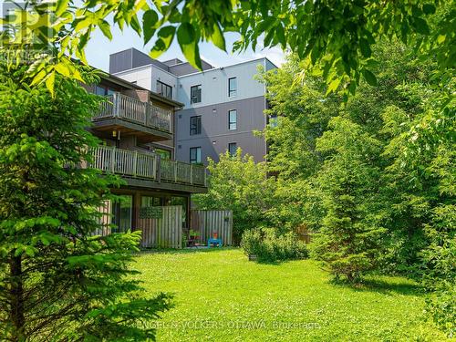 B - 35 Robinson Avenue, Ottawa, ON 
