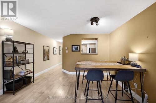 B - 35 Robinson Avenue, Ottawa, ON - Indoor