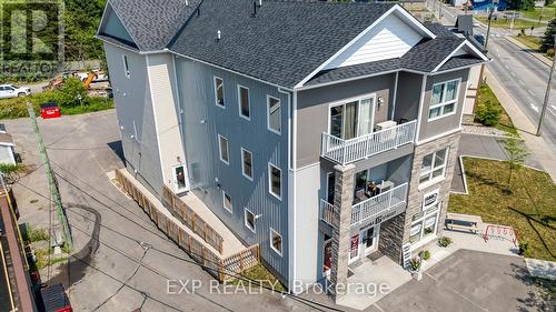17 MOORE STREET  Carleton Place, ON K7C 2R4