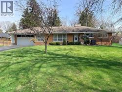 927 Charing Cross ROAD Chatham, ON N7M 5H7