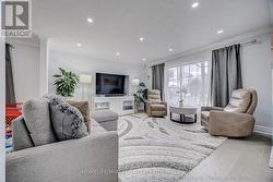 17 MONTVALE DRIVE Toronto, ON M1M 3E5