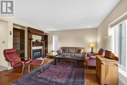 424 Lochaber Avenue, Ottawa, ON - Indoor Photo Showing Living Room With Fireplace