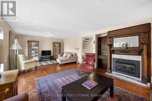 424 Lochaber Avenue, Ottawa, ON - Indoor Photo Showing Living Room With Fireplace
