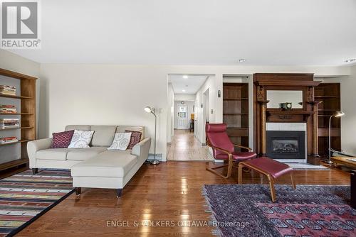 424 Lochaber Avenue, Ottawa, ON - Indoor Photo Showing Living Room With Fireplace