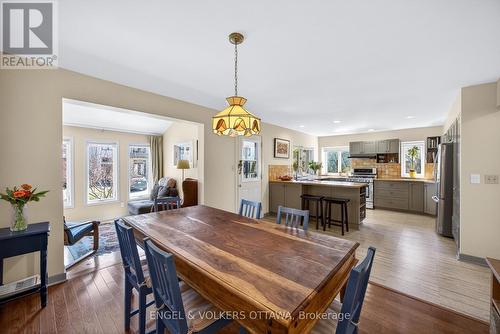 424 Lochaber Avenue, Ottawa, ON - Indoor Photo Showing Dining Room