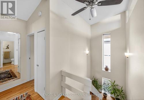 424 Lochaber Avenue, Ottawa, ON - Indoor Photo Showing Other Room