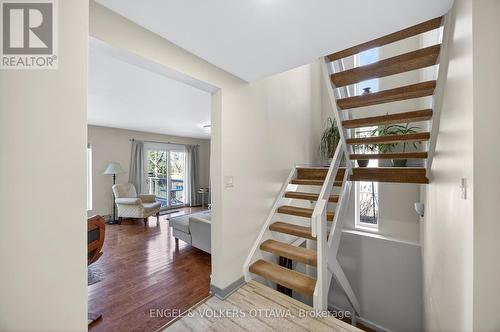 424 Lochaber Avenue, Ottawa, ON - Indoor Photo Showing Other Room