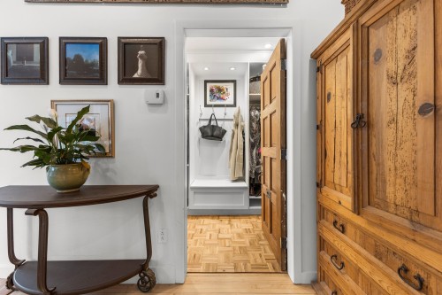 Hall d'entrée/Vestibule - 94 Rue St-Pierre, Rigaud, QC - Indoor Photo Showing Other Room