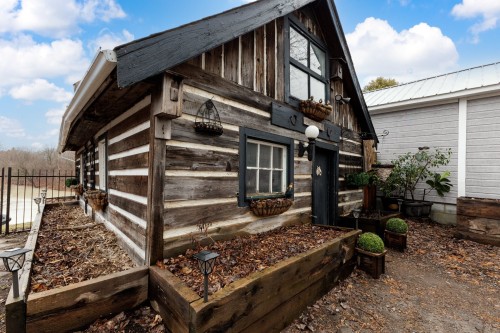 Atelier - 94 Rue St-Pierre, Rigaud, QC - Outdoor