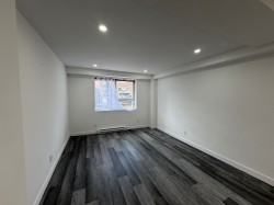 102-2680 Rue Goyer  Montréal (Côte-Des-Neiges/Notre-Dame-De-Grâce), QC H3S 1H3