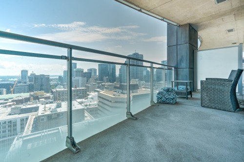 Balcony - 2610-405 Rue De La Concorde, Montréal (Ville-Marie), QC - Outdoor With Balcony