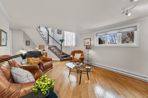 Salon - 889 Rue Des Érables, Saint-Eustache, QC - Indoor Photo Showing Living Room