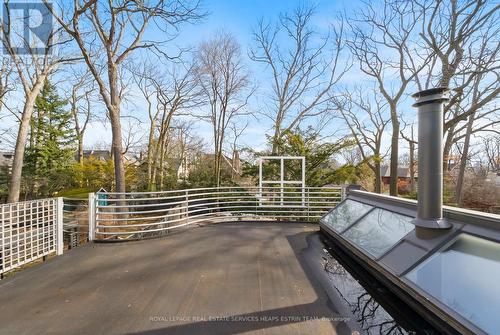 335 St Clair Avenue E, Toronto, ON - Outdoor