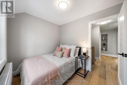 335 St Clair Avenue E, Toronto, ON - Indoor Photo Showing Bedroom